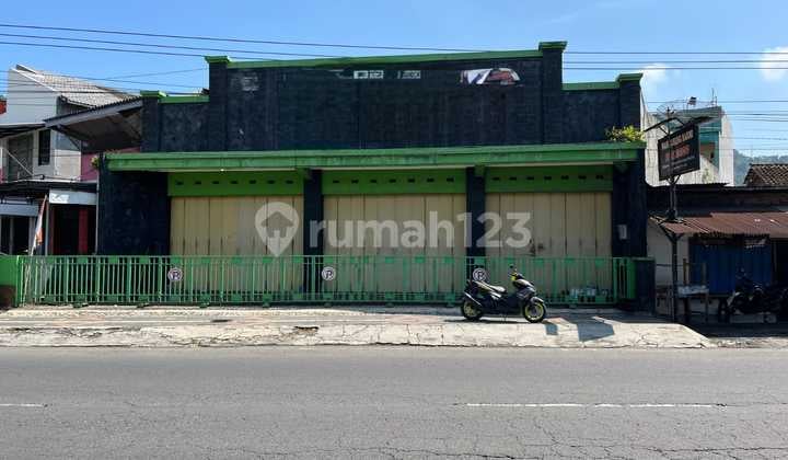 Toko + Rumah Lokasi Sangat Strategis Tengah Kota Magelang