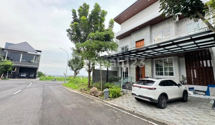 Dijual Rumah Mewah 5 Lantai di Citragrand Semarang