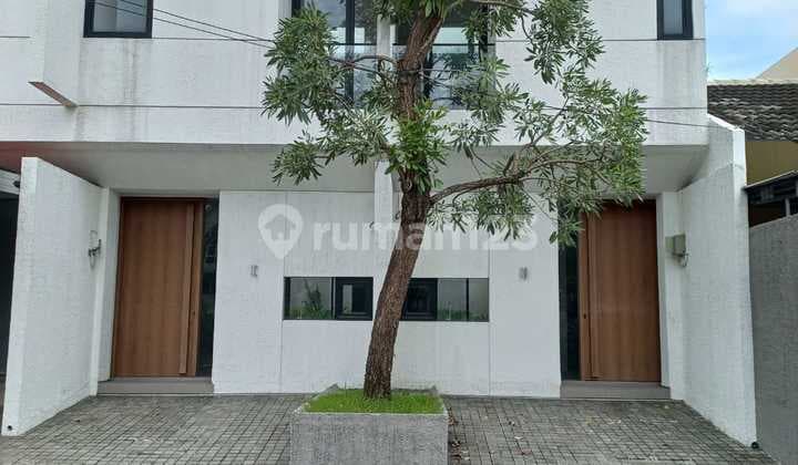 Rumah Bangunan Baru 2 Lantai Lingkungan Asri Di Klipang Persada