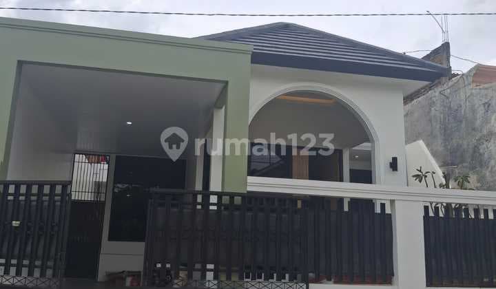 Rumah Baru Bagus Siap Huni di Semarang Timur