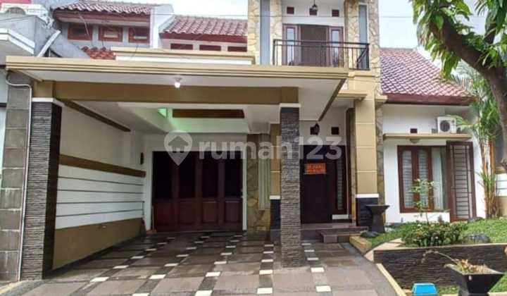 Serene and Strategic House in Pesona Khayangan