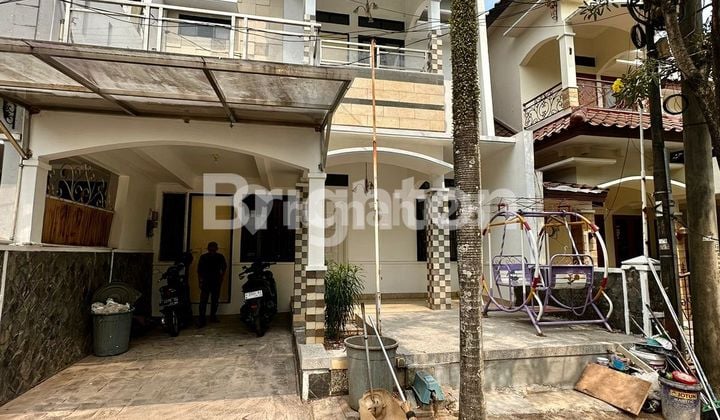 RUMAH ASRI SIAP HUNI DI PESONA KHAYANGAN