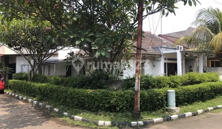 Rumah Hook Siap Huni di Griya Depok Asri