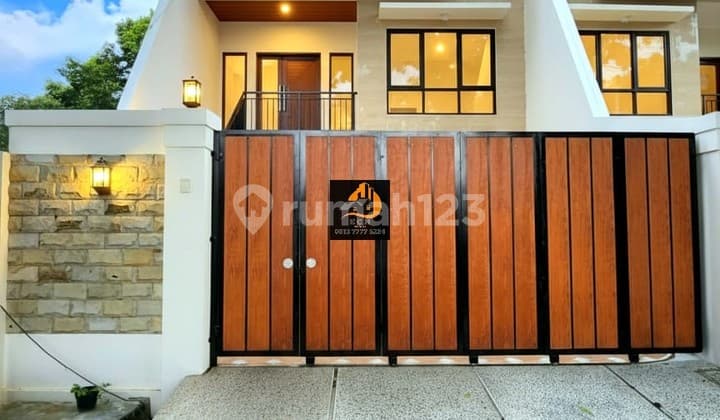 New House with Private Pool Inside the Complex in Margasatwa Ragunan/Tp37