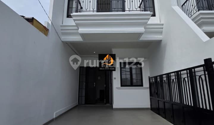 Rumah Baru Classic Modern Non Komplek di Cipinang Cempedak /Tp38