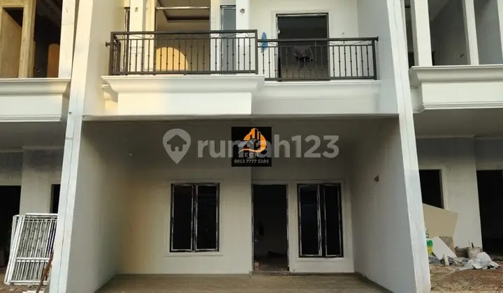 Rumah Baru 2Lantai Akses 2Mobil Classic Modern di Kalisari/Tp95