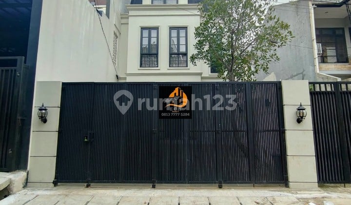 T81.Jual Rumah Mewah American Classic Dlm Komplek Cempaka Putih
