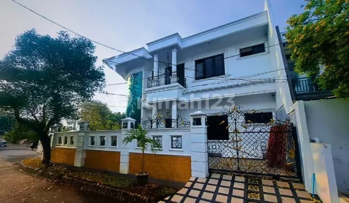 Jk311.rumah Mewah Design Klasik Area Elit Kayu Putih Pulo Gadung