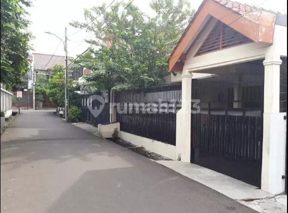 JK383.Rumah MURAH LT 180 M dkt RS Persahabatan Rawamangun Jaktim