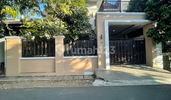 Jk44.rumah Bagus 2 Lt Semi Furnished di Guntur Setiabudi Jaksel
