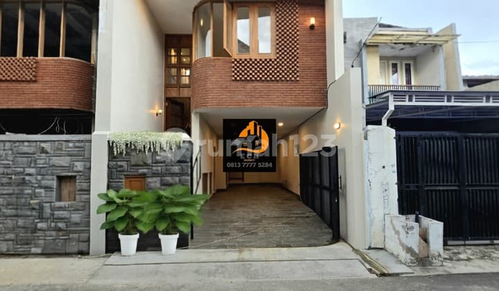 T2. New Modern Tropical Natural House in Cipinang Rawamangun, East Jakarta