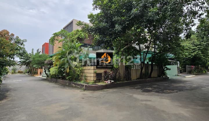 Turun Harga, Rumah Dalam Cluster di Billymoon Pondok Kelapa/Tp82