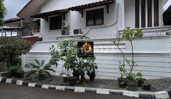 T69.Rumah Second Layak Huni Dalam Komplek One Gate Pulomas Jaktim