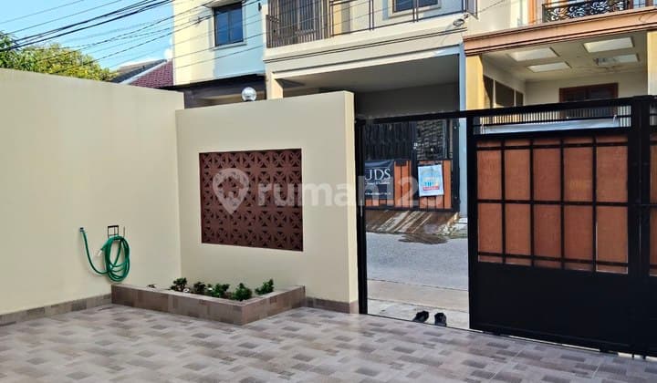 Beautiful Modern Minimalist House in Pondok Aren Tangerang Selatan/939
