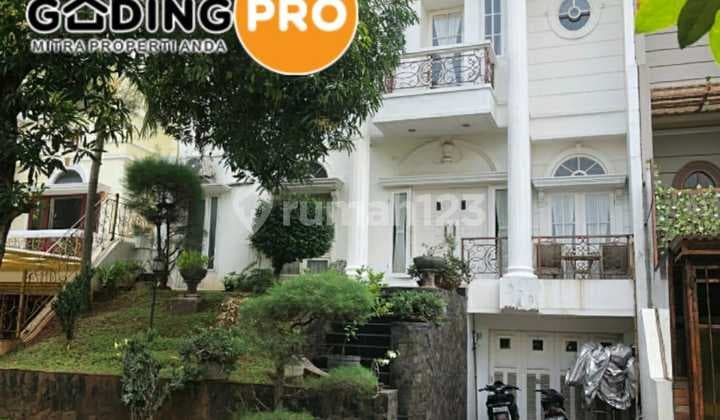 Rumah Rapih 2,5 Lantai Siap Huni di Citra Gran Cibubur