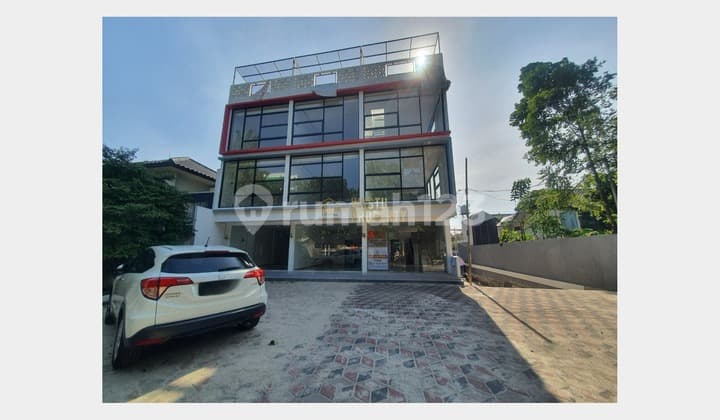 Ruko Modern Siap Pakai Strategis Dekat Taman Ragunan