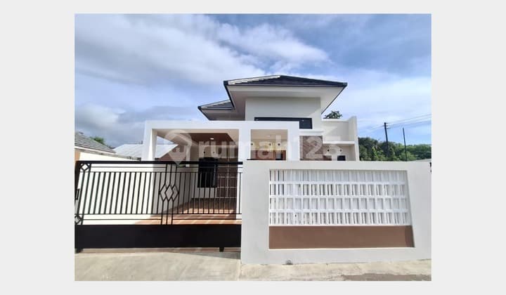 Rumah Cantik Elegan Ngemplak Sleman, Siap Ditempati