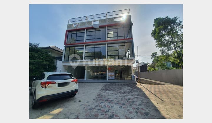 Sisa 1 Unit! Ruko Cantik 3 Lantai Dekat Ragunan