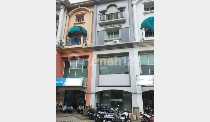 Ruko SHM Siap Pakai Dekat Pim 1, Secondary 4 Tingkat