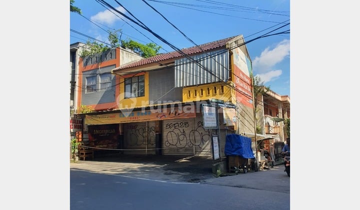 Ruko Second di Area Komersial Gandaria - Traffic Tinggi