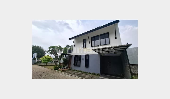 Rumah 2 Lantai Dekat Rsud Jagakarsa, Cluster Modern