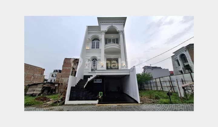 Rumah 3 Lantai Jagakarsa Dekat Stasiun Lenteng Agung