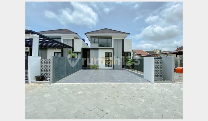 Rumah Besar Dekat Uii, Diskon 100 Juta - Ngaglik Sleman