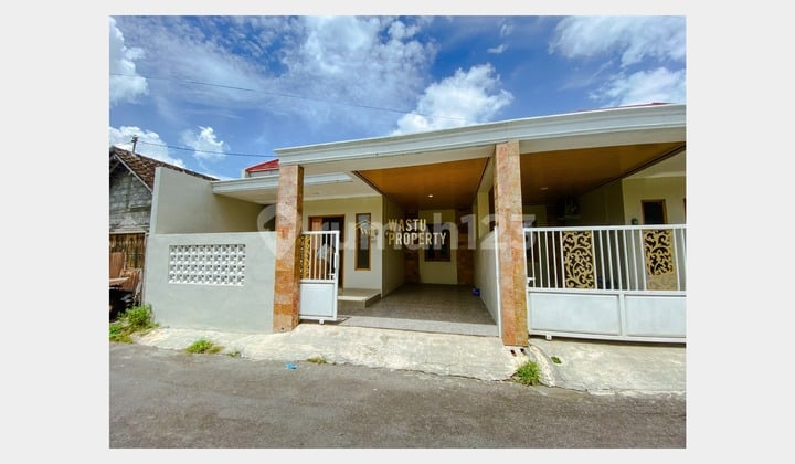 Rumah Modern di Ngemplak Sleman Sisa 1 Unit View Merapi