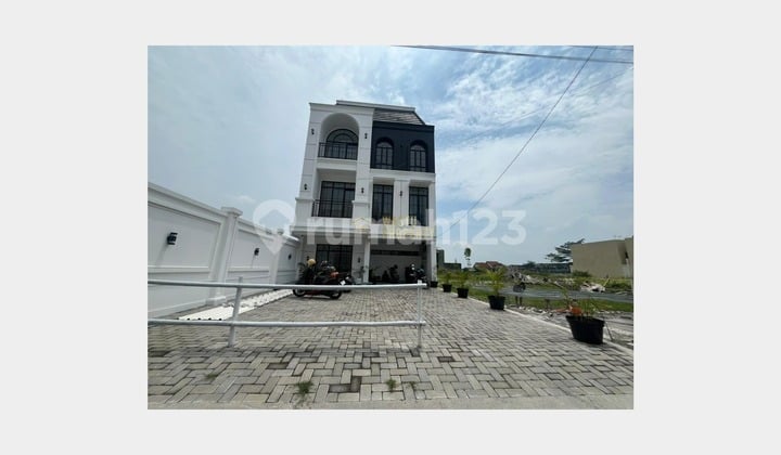 Kost Strategis Dekat Stie Ykpn - 33 Kamar Eksklusif