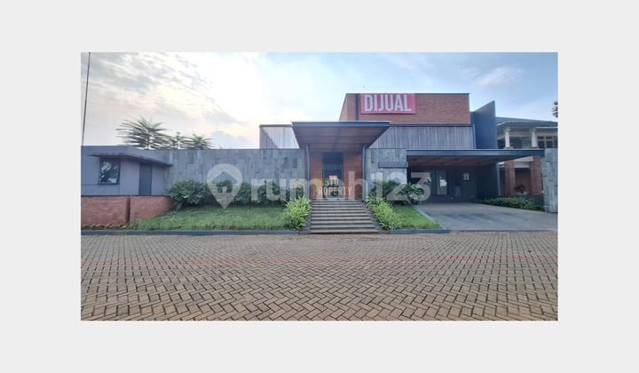 Rumah Mewah Fasilitas Private Pool di Pondok Cabe Udik