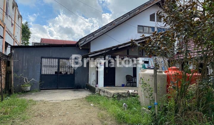 DIJUAL RUMAH+KOST\"AN MURAH TENGAH KOTA DI JALAN PRAMUKA UNMUL KOTA SAMARINDA