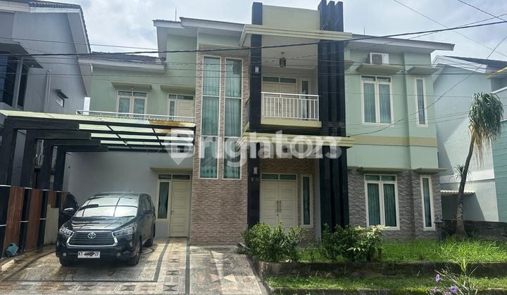 Dijual Rumah di Perumahan Villa Tamara di Tengah Kota Samarinda