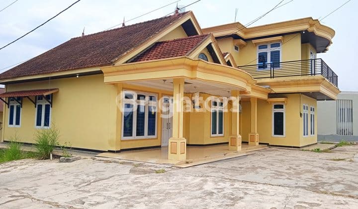 Rumah Mewah dan Murah Pinggir Jalan Raya APT. Pranoto Samarinda Seberang