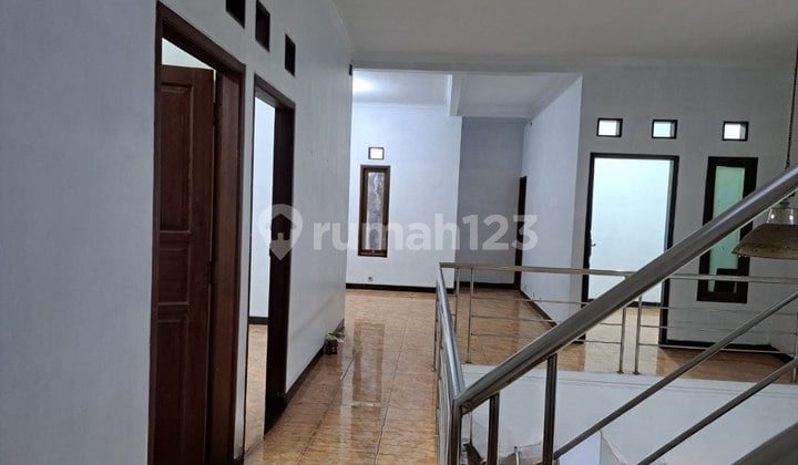 2-Story Bribery House Main Road Buah Batu