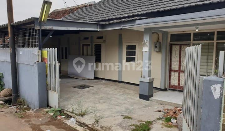 Rumah di Daerah Ciateul