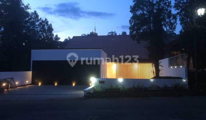 Rumah Downslope 4 Lantai Estetik Terawat Shm Di Dago Pakar Resort