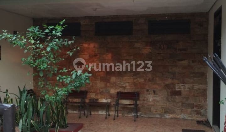 Jual Cepat Rumah Besar Terawat Dalam Komplek Riung Bandung Shm