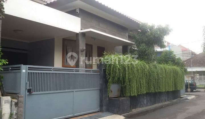 Rumah Mewah Istimewa Lokasi Strategis Bandung Kota Dekat Tsm