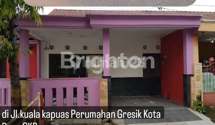 RUMAH GKB GRESIK RUMAH GKB GRESIK