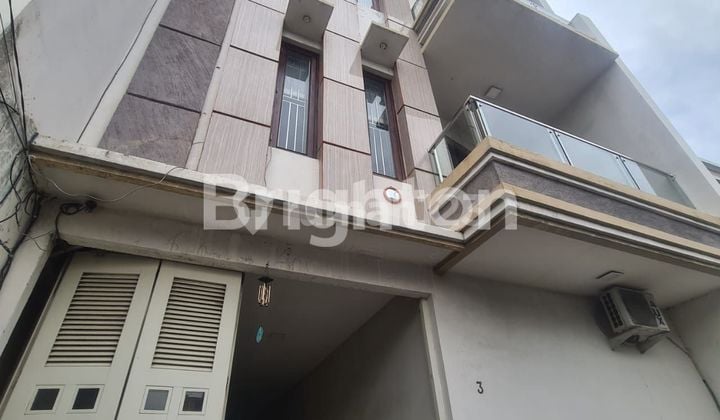 Rumah Mewah Semi Furnished Komplek BNI 46 Angke Jakarta Barat