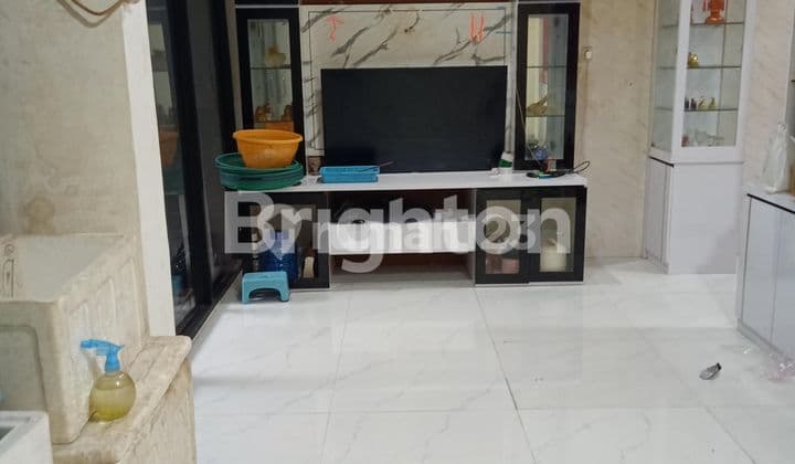 Rumah 2 Lantai di Teluk Gong Jakarta Utara