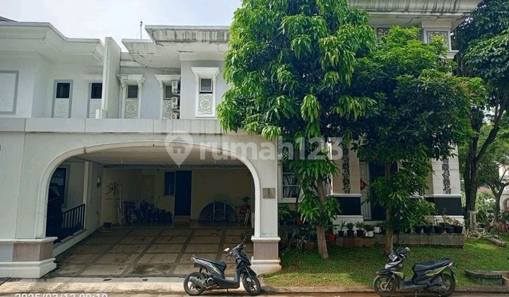 Di Jual Rumah Mewah 5Kamar Tidur di Lippo Cikarang