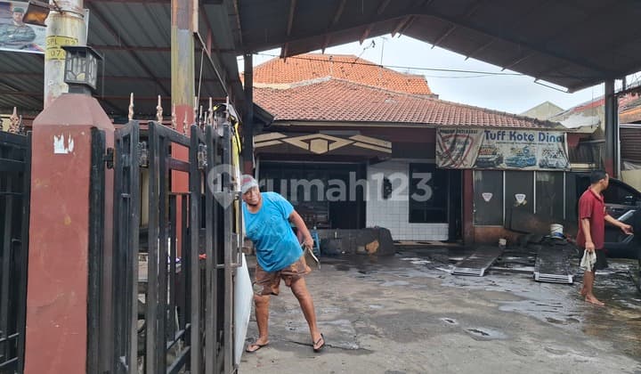 For Sale: Boarding House and Car Wash Business