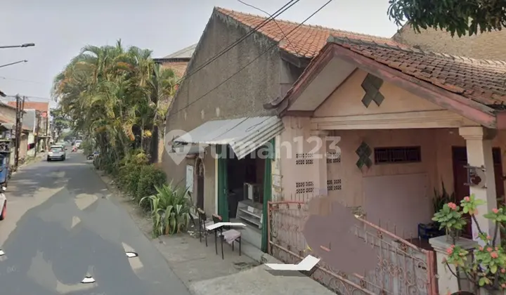 For Quick Sale: Strategic Business House on Jl Raya Melong Cijerah