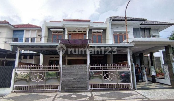 Rumah Siap Huni 2 Lt Di Jalan Utama Pinus Tegency Bandung