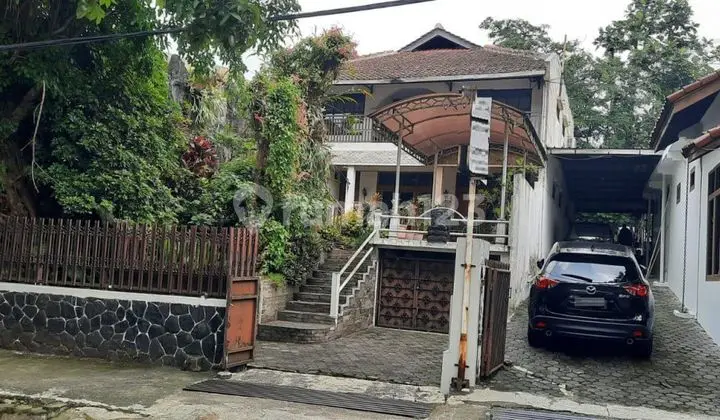 Affordable 2-Storey Occupied House, Strategically Located for Business Near Pasteur, Bandung