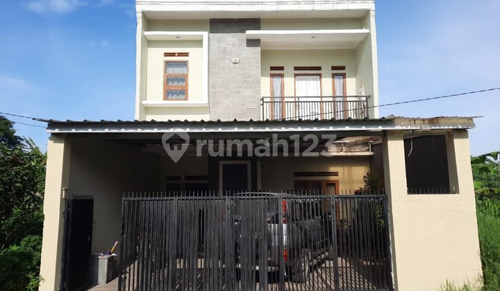 Translation: For Sale Cheap 2-Story House in Padasuka Cluster, Central Cimahi