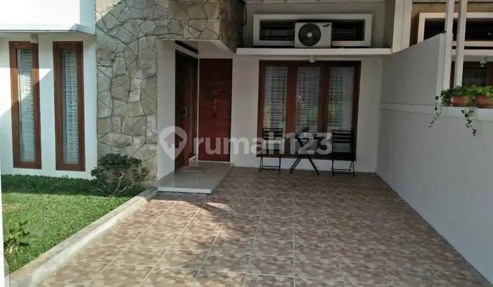 Nice House In Anthoium Arcamanik Complex, Bandung City