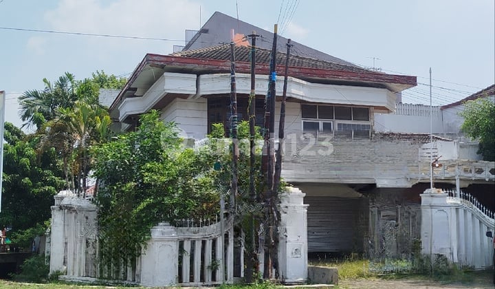 Dijual Rumah Tengah Kota Di Sompok, Semarang Tengah. Cocok Untuk Segala Usaha, Klinik, Cafe, Resto.