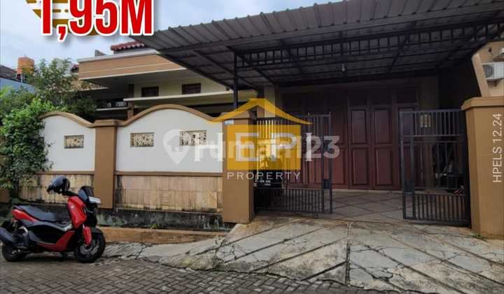 Jual Murah Dibawah Pasar Dibawah NJOP. Jual Cepat Rumah di Perumahan Elite Bukit Sari, Tembalang, Semarang. Dekat Undip, Dekat Sekolah International, Dekat Pusat Perbelanjaan, Dekat Rumah Sakit, Dekat Resto.